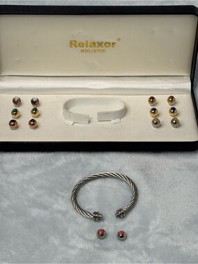BNIB Eelaxir Holistic therapy bracelet set